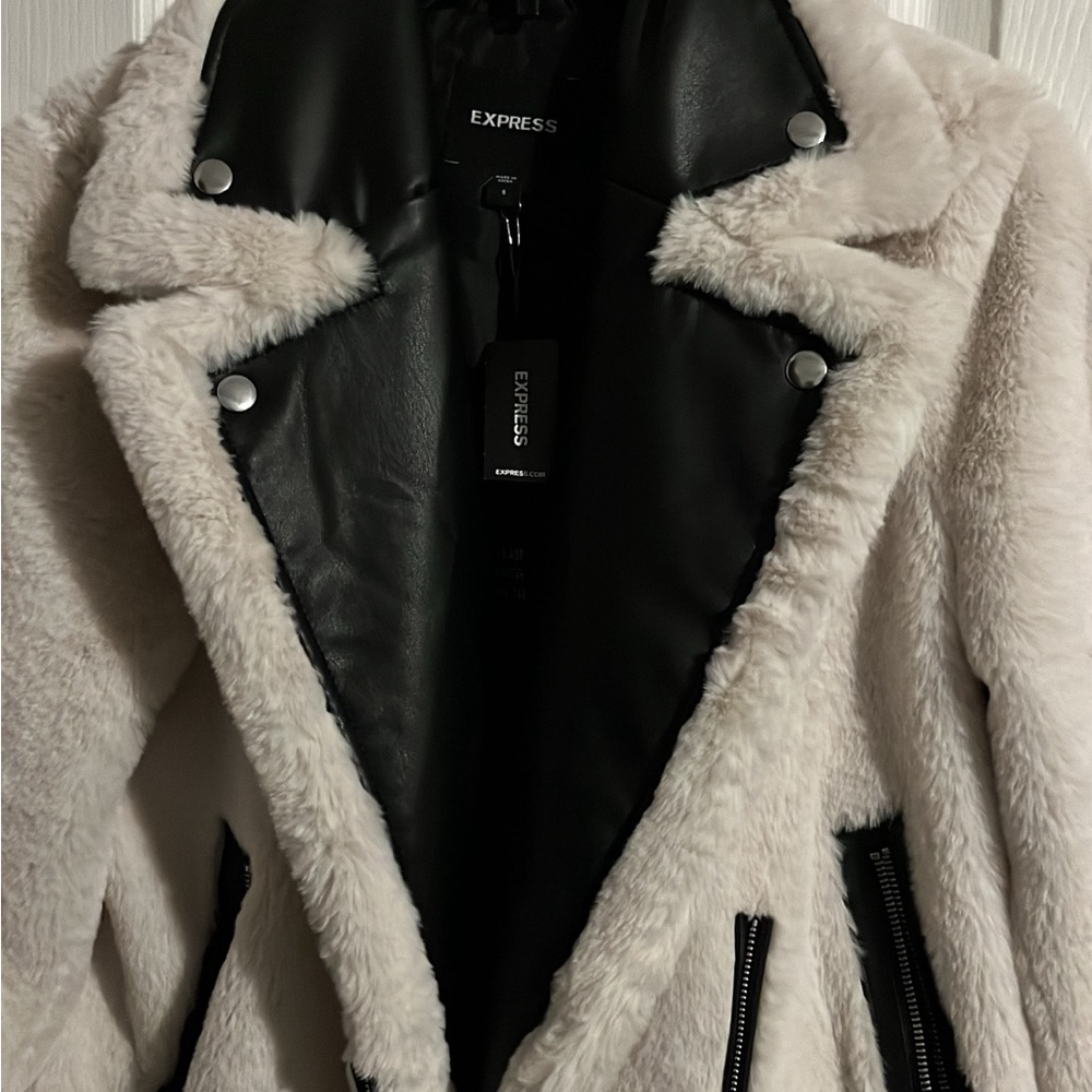 Express Fur Jacket - Picture 2 of 5